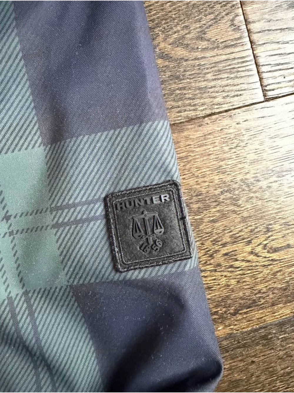 Hunter rain jacket - Picture 3 of 5